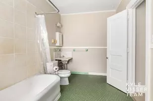 304 Paris Ave SE, Grand Rapids, MI 49503 - Photo 39