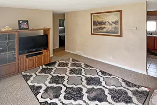204 W Ypsilanti Ave, Pontiac, MI 48340 - Photo 3