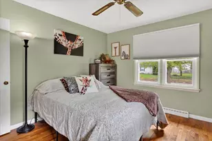 828 Fleming Ave, Jackson, MI 49202 - Photo 17