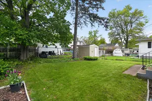 828 Fleming Ave, Jackson, MI 49202 - Photo 29
