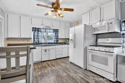 521 W Court Street, Hastings, MI 49058 - Photo 19