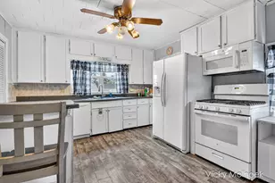 521 W Court St, Hastings, MI 49058 - Photo 19