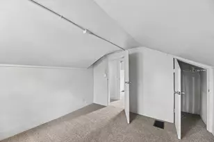 1135 Lavette Ave, Benton Harbor, MI 49022 - Photo 13