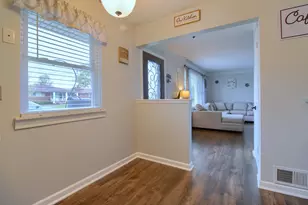 8210 N Henry Ruff Rd, Westland, MI 48185 - Photo 13