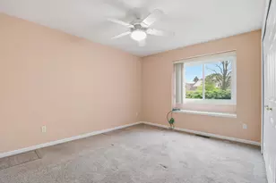 61015 Evergreen Ct, South Lyon, MI 48178 - Photo 17