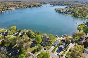 468 Crooked Lake Dr W, Kalamazoo, MI 49009 - Photo 27