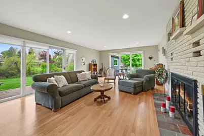 4304 Sunnybrook Drive, Kalamazoo, MI 49008 - Photo 9
