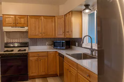 202 W Maple, Scottville, MI 49454 - Photo 15