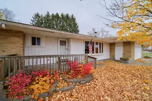 202 W Maple, Scottville, MI 49454 - Photo 5