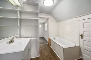 2147 Plainfield Ave NE, Grand Rapids, MI 49505 - Photo 15