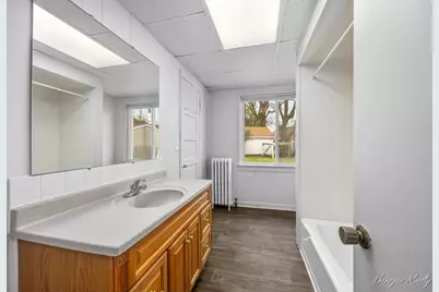 2147 Plainfield Avenue NE, Grand Rapids, MI 49505 - Photo 11
