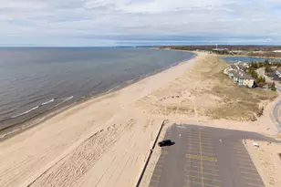 15 N Lakeshore Dr, Manistee, MI 49660 - Photo 47