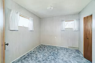 15 N Lakeshore Dr, Manistee, MI 49660 - Photo 33