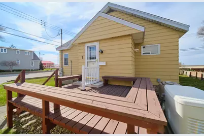 15 N Lakeshore Drive, Manistee, MI 49660 - Photo 5