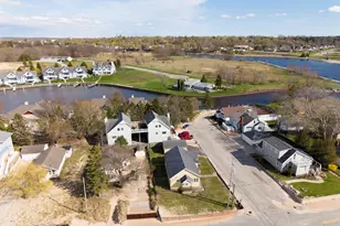 15 N Lakeshore Dr, Manistee, MI 49660 - Photo 45