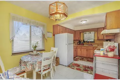 19954 Woodcrest Street, Harper Woods, MI 48225 - Photo 5