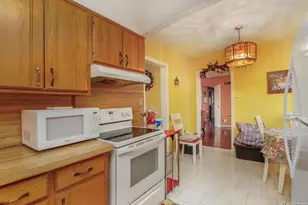 19954 Woodcrest St, Harper Woods, MI 48225 - Photo 9