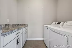 3950 Gallop Rd, East Lansing, MI 48823 - Photo 13