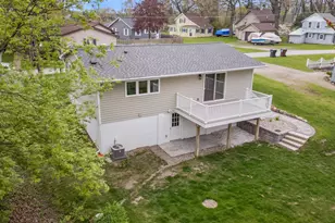 2037 Lake View Dr, Brooklyn, MI 49230 - Photo 47