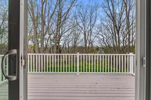 2037 Lake View Dr, Brooklyn, MI 49230 - Photo 29