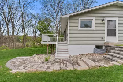 2037 Lakeview Drive, Brooklyn, MI 49230 - Photo 35