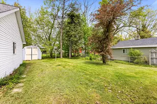 346 Wentworth Ave, Battle Creek, MI 49015 - Photo 19