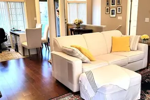 1698 Oakleigh Woods Dr NW, Grand Rapids, MI 49504 - Photo 5