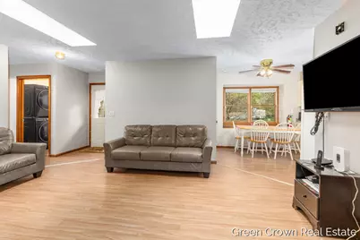 4982 Wilcox Road, Holt, MI 48842 - Photo 5