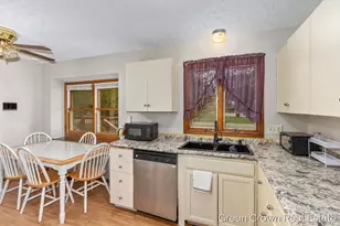4982 Wilcox Rd, Holt, MI 48842 - Photo 9
