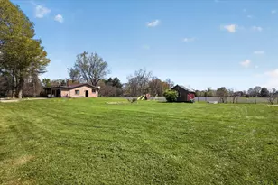 3262 W Wagner Rd, Buchanan, MI 49107 - Photo 29