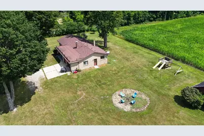 3262 W Wagner Road, Buchanan, MI 49107 - Photo 5