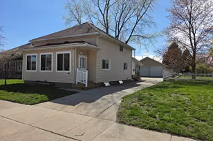 603 New William St, Ludington, MI 49431 - Photo 3
