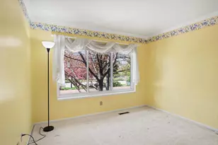 2454 W Collier Ave SE, Grand Rapids, MI 49546 - Photo 17