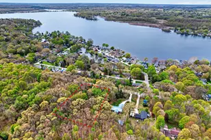 11425 Mcgregor Rd, Pinckney, MI 48169 - Photo 3