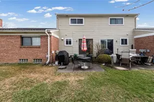 16369 Brittany Dr, Roseville, MI 48066 - Photo 17