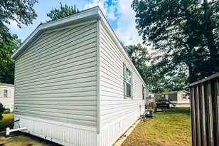 14787 Apple Dr, Fruitport, MI 49415 - Photo 3