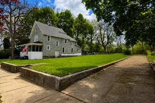 47 Frisbie Ave, Battle Creek, MI 49037 - Photo 5
