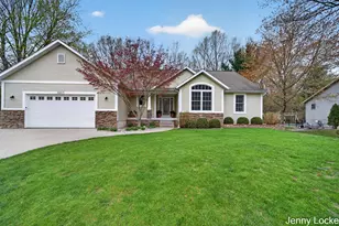 6905 Lakita Dr, Fruitport, MI 49415 - Photo 3