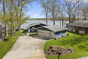 89513 Shorelane Dr, Lawton, MI 49065 - Photo 35
