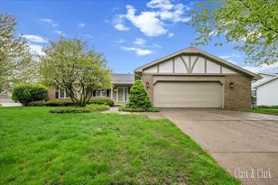 2220 Mission Hills Dr SE, Grand Rapids, MI 49546 - Photo 27
