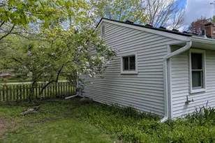 7852 State St, Brighton, MI 48116 - Photo 9