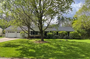 7852 State St, Brighton, MI 48116 - Photo 1