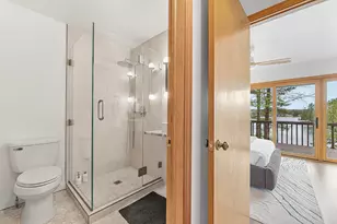 10 Island View Dr, Traverse City, MI 49696 - Photo 39