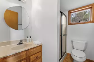10 Island View Dr, Traverse City, MI 49696 - Photo 45