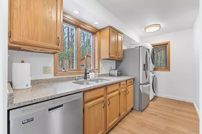 10 Island View Drive, Traverse City, MI 49696 - Photo 9