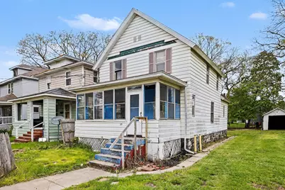 55 McKinley Avenue S, Battle Creek, MI 49017 - Photo 1