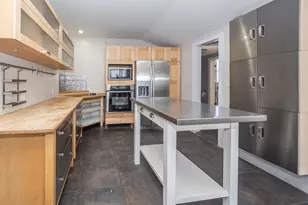 212 E Allegan St, Otsego, MI 49078 - Photo 9