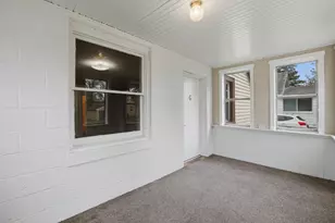 35230 Sheffield St, Westland, MI 48186 - Photo 3
