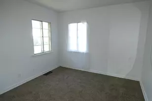1627 Ogden Ave, Benton Harbor, MI 49022 - Photo 13