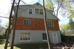 1627 Ogden Ave, Benton Harbor, MI 49022 - Photo 7